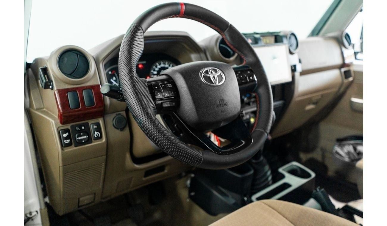 تويوتا لاند كروزر بيك آب Overland / Arctic Trucks Kit