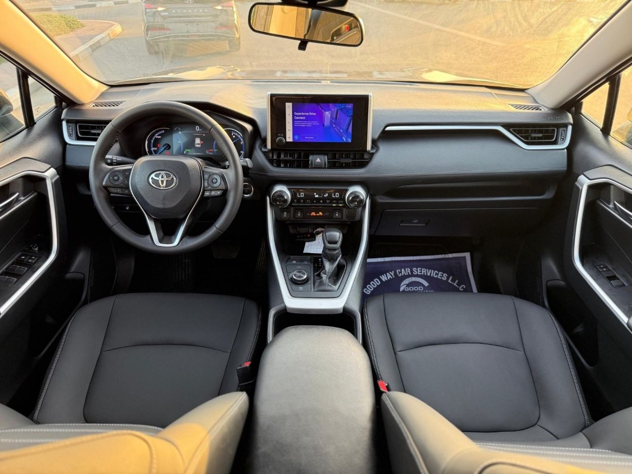 Toyota RAV4 Hybrid XLE premium Sunroof,leather,Push start