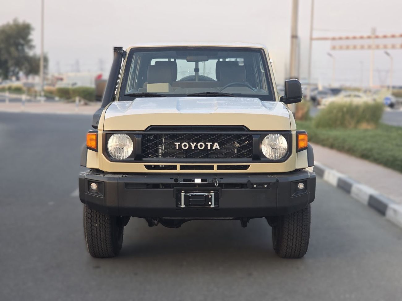 Toyota Land Cruiser Pick Up 2025 Toyota LC79 4.0L DC With Diff-Lock AT