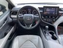 Toyota Camry SE 2.5L (204 HP) RADAR / LINE ASSIST / BLIND SPOTS / RIMS /  LEATHER / CLEAN AND NEAT