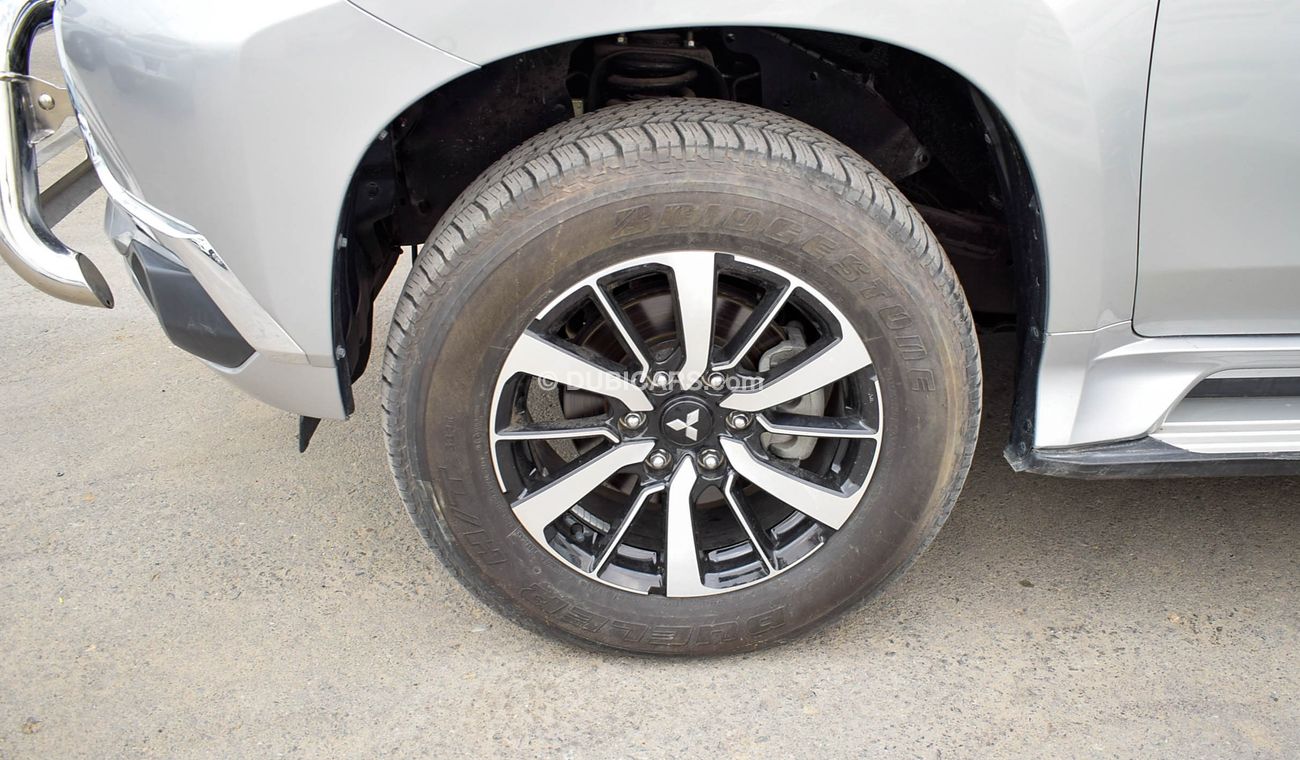 Mitsubishi Pajero Sport