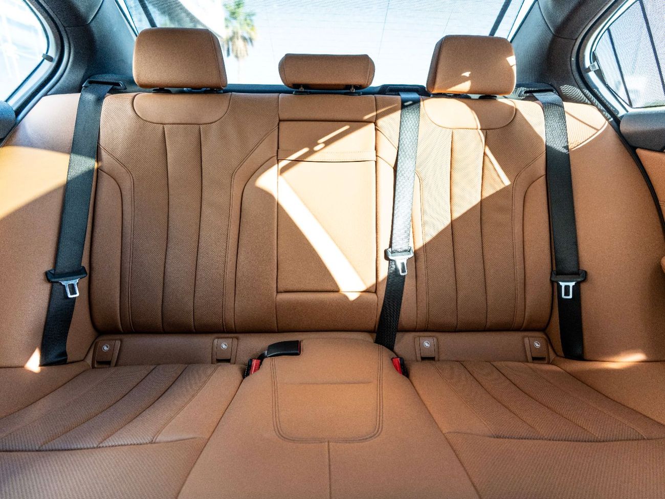 بي أم دبليو 520i M Sport Comfort 2.0L