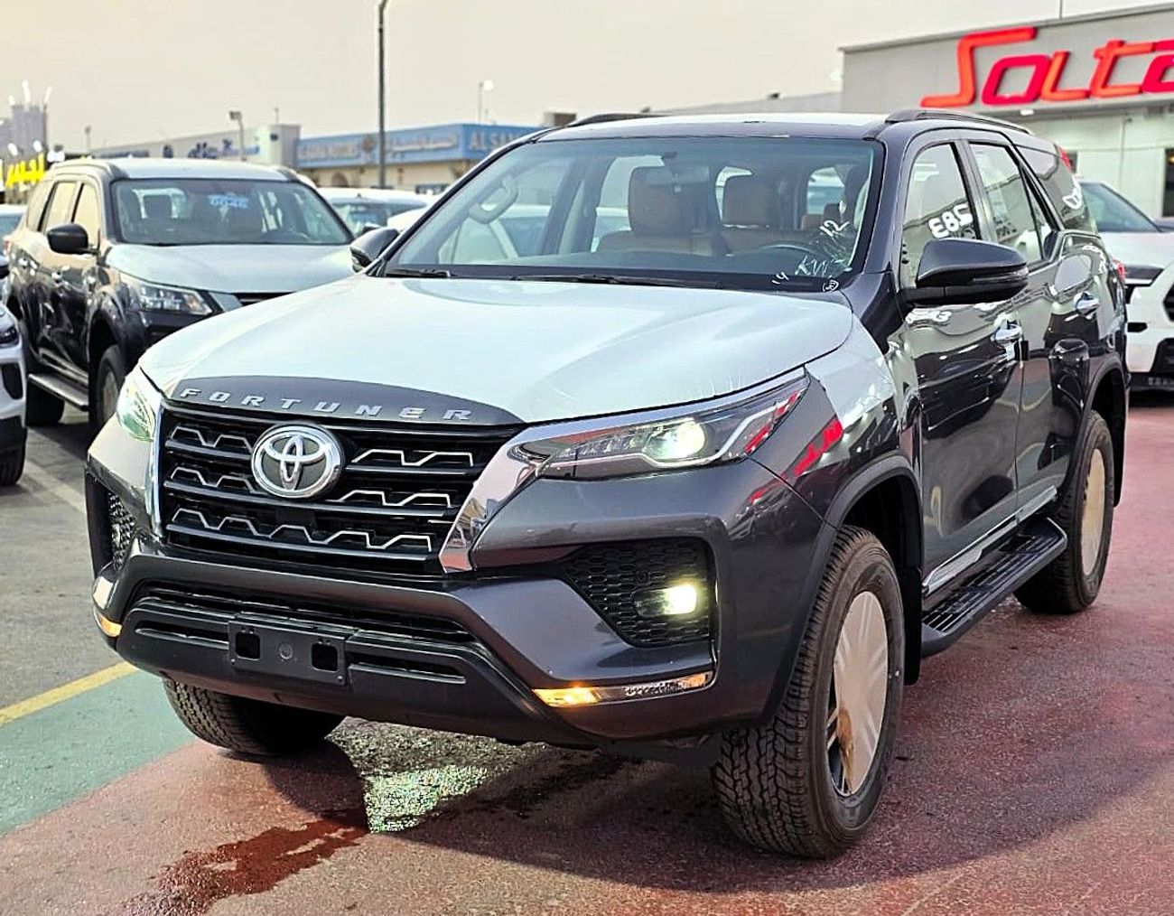 تويوتا فورتونر VX1 4.0L