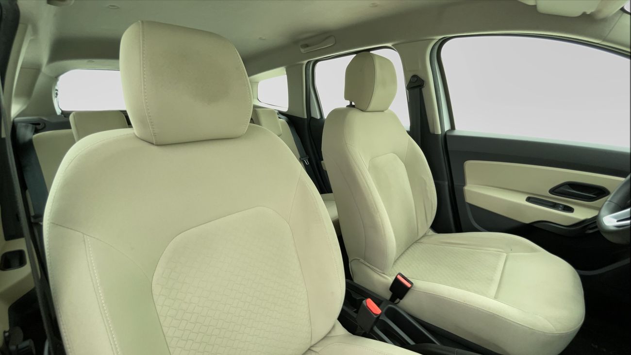 Renault Duster PE 1.6 | Zero Down Payment | Home Test Drive