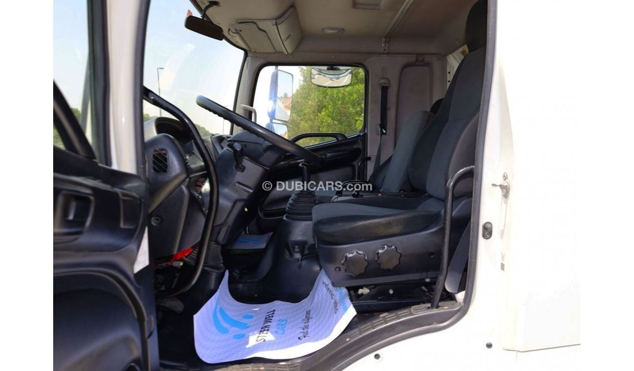 Hino 500 2019 Hino 500 - 1625 | 10 Ton - Insulated Box | Diesel | GCC Specs | Excellent Condition