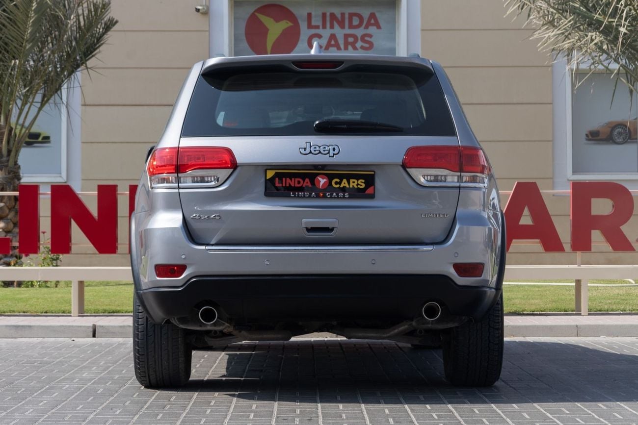 Jeep Grand Cherokee Limited 3.6L Jeep Grand Cherokee Limited 2018 GCC under Warranty with Flexible Down-Payment.