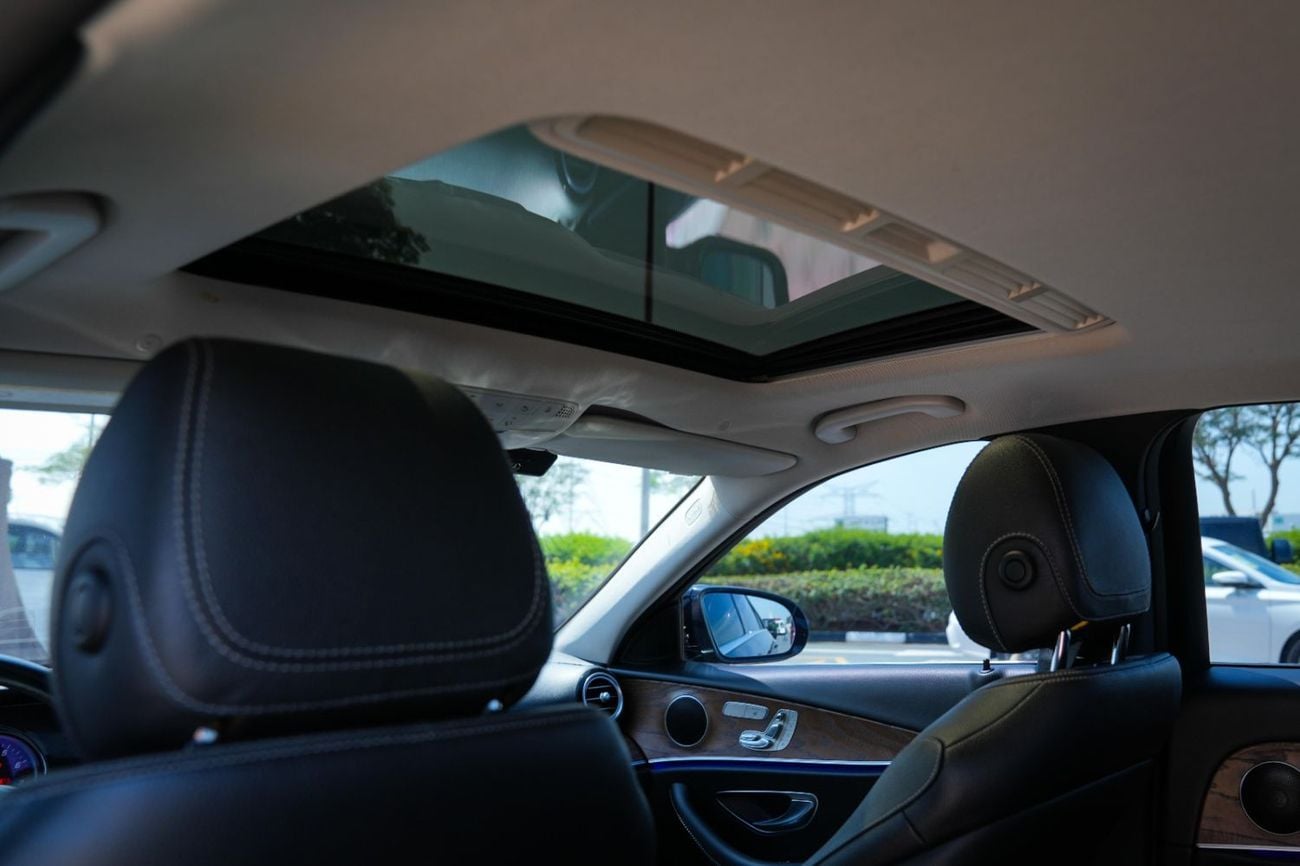 مرسيدس بنز E300 4 MATIC 2018!! KOREAN SPECS!! WELL MAINTAINED!! NO ACCIDENT