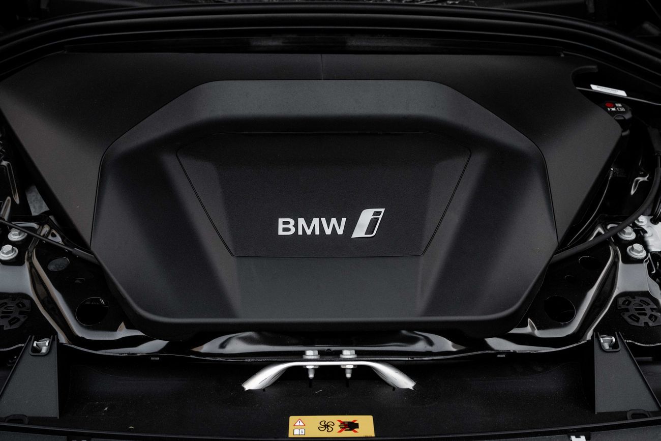 BMW iX1 IX1 M Sport | 2,879 P.M | 0% Downpayment | IX1 M SPORT | AGENCY WARRANTY 2030!