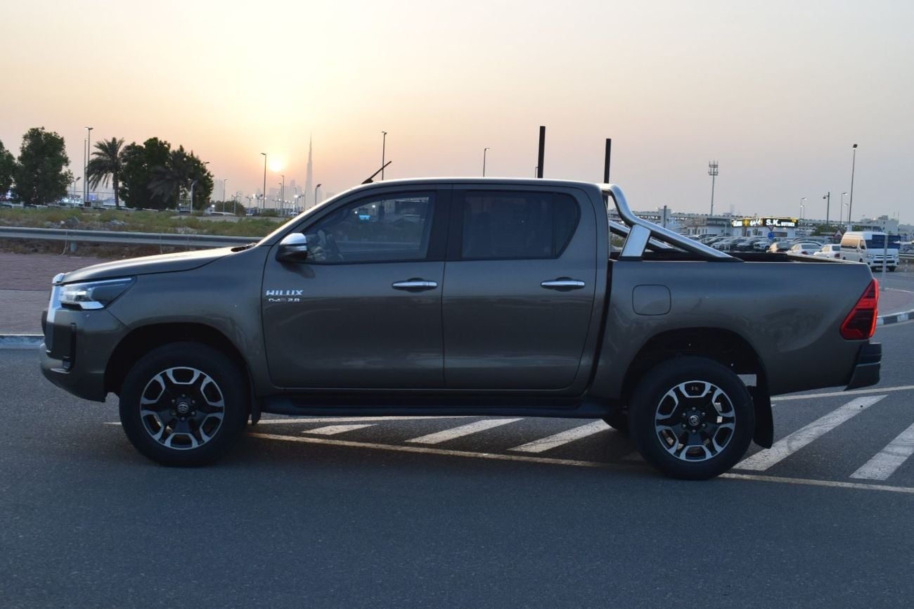 Toyota Hilux 2021 TOYOTA HILUX DOUBLE CABIN BROWN