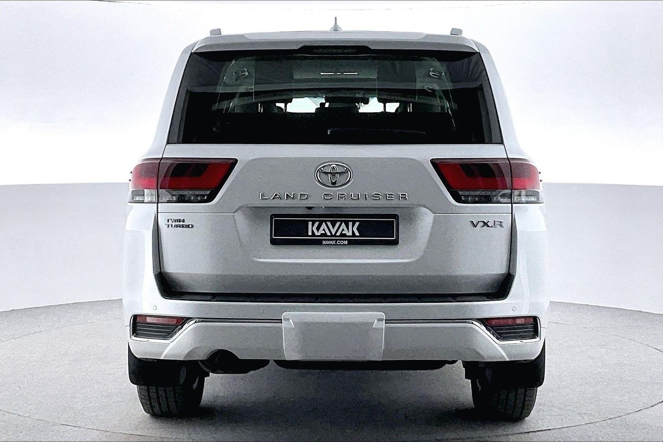 Toyota Land Cruiser VXR | Guaranteed Warranty | 0 Down Payment