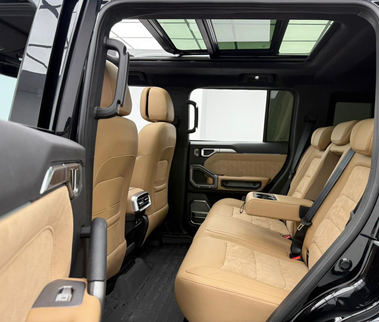 Jetour T2 2025 Jetour T2 Traveller PLUS, Swiss Auto 5-Year Warranty & Service Contract, Excellent Condition