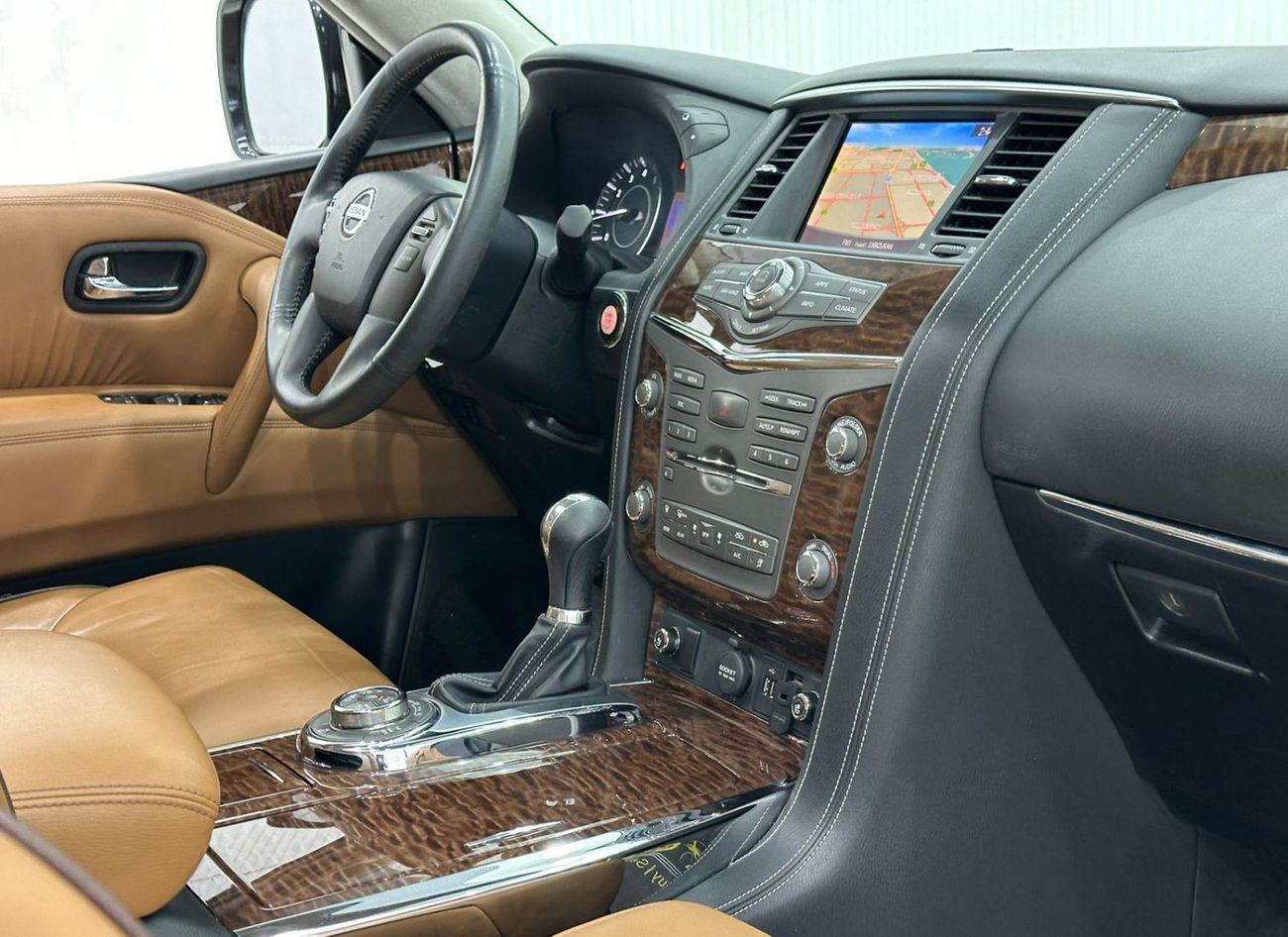 Nissan Patrol LE Titanium 2018 Nissan Patrol Titanium, April 2025 Warranty, Full Al Rostamani Service History, GCC