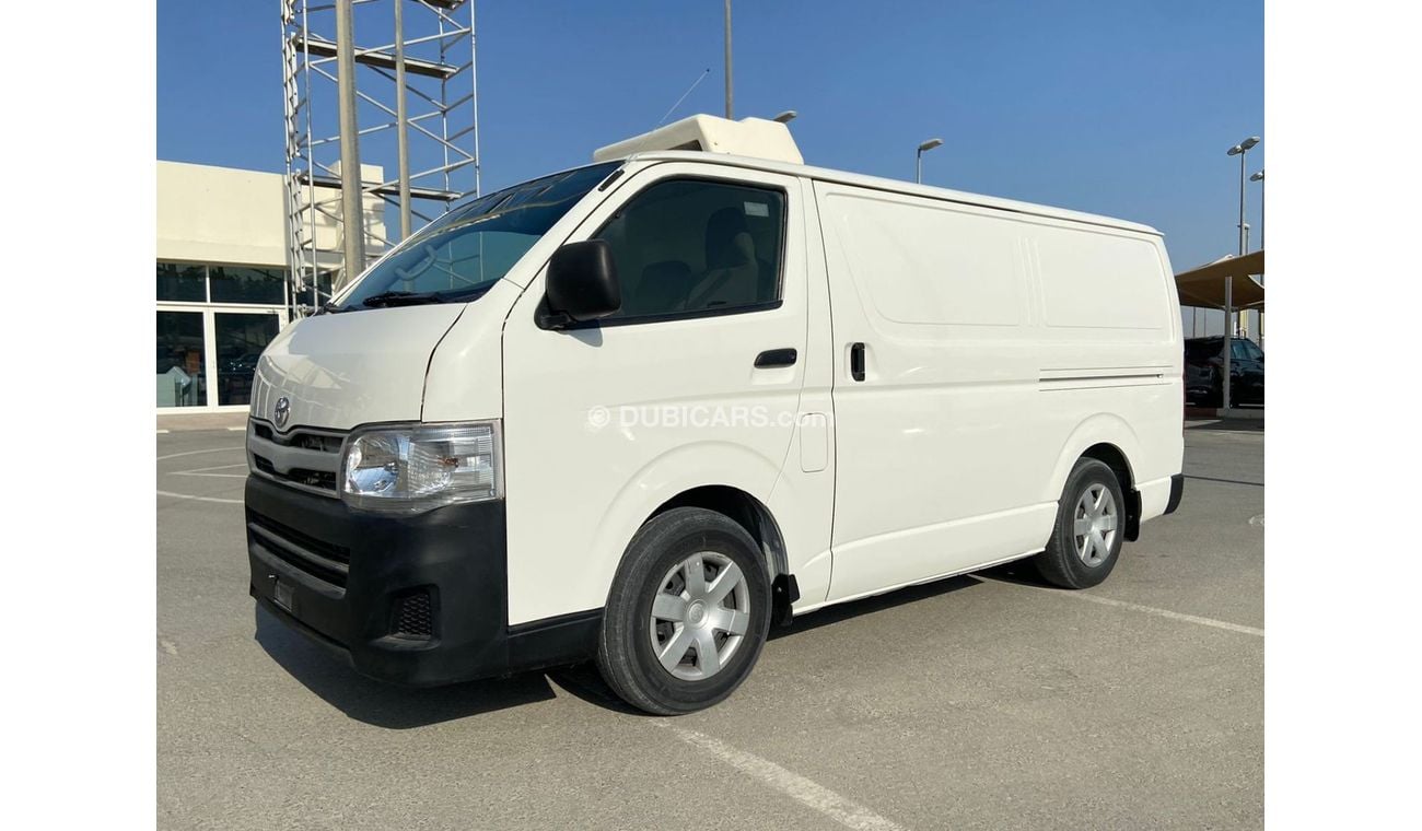 Toyota Hiace Toyota hiace 2013 chelr g cc good condition