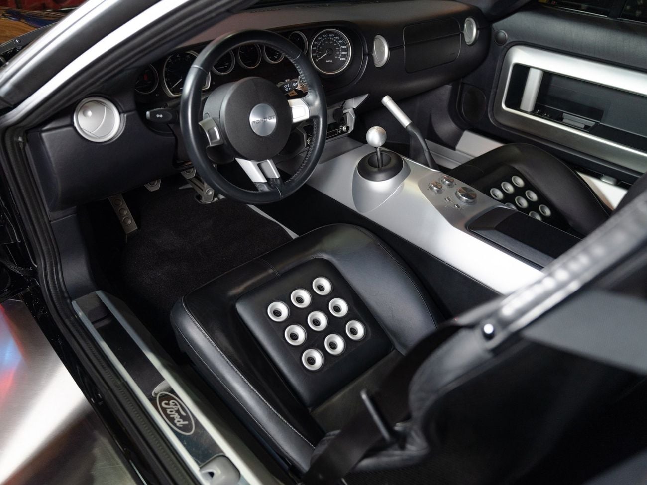 Ford GT Rare 1 of 14 Stripe Delete