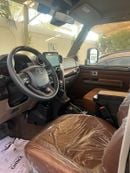 Toyota Land Cruiser 70