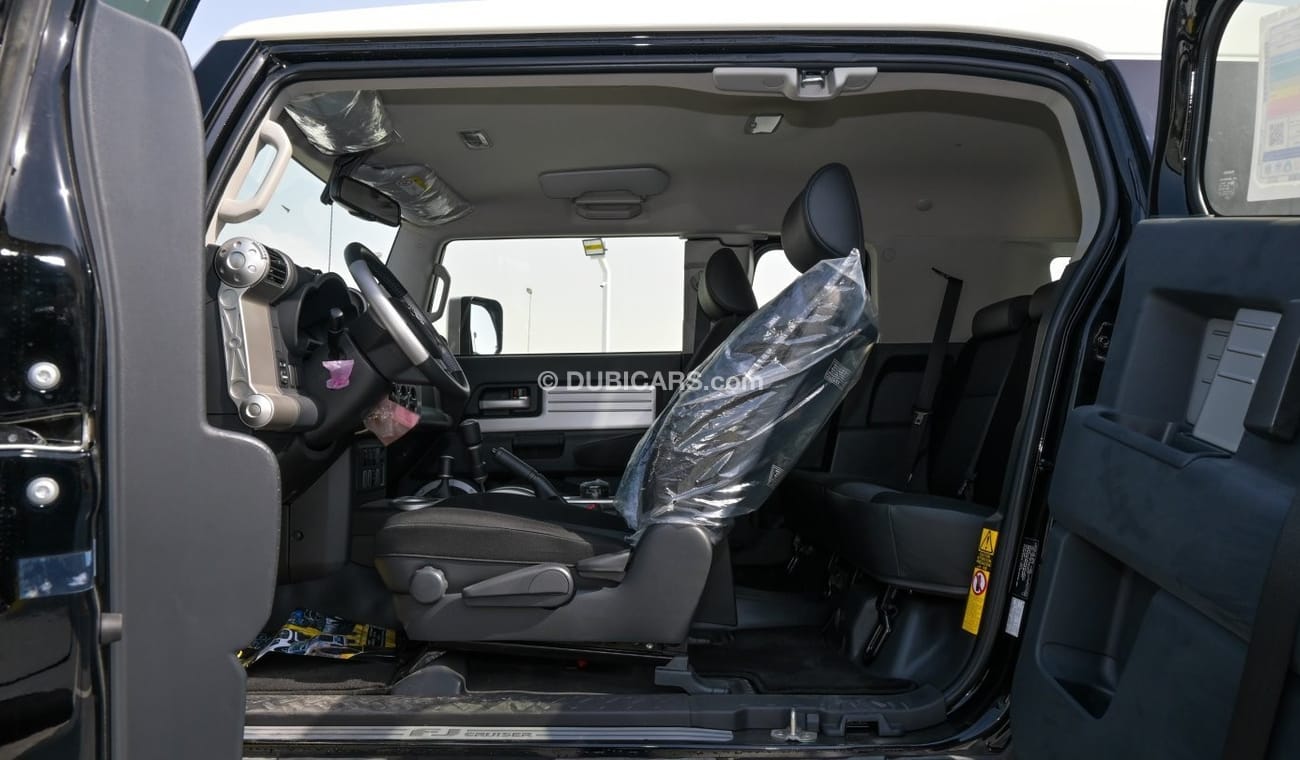 Toyota FJ Cruiser TOYOTA FJ CRUISER 4.0 V6 GCC 2023