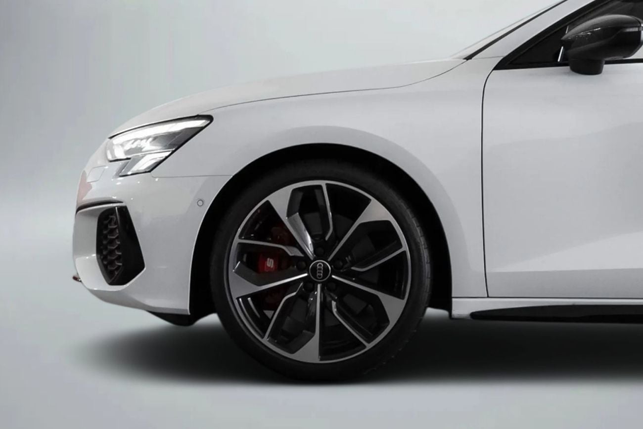 Audi S3 SRT8 TFSI quattro 2.0L Sedan