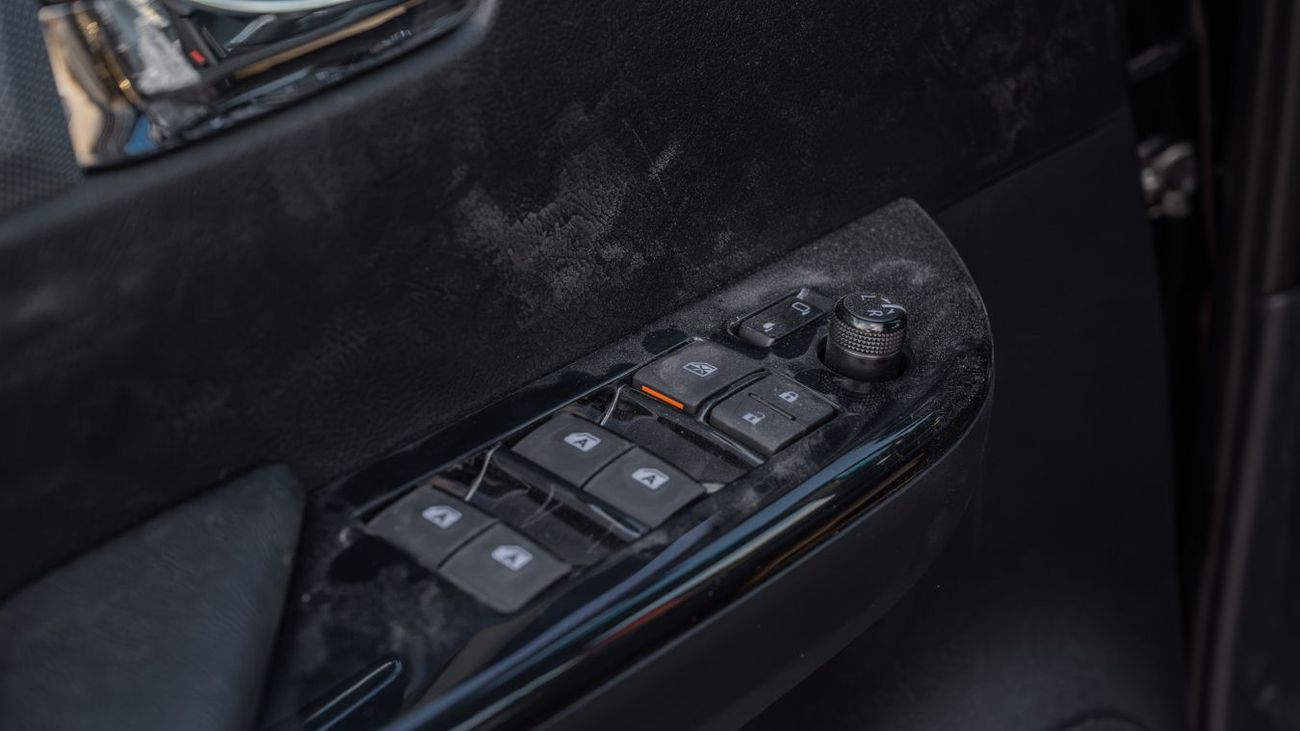 تويوتا هيلوكس TOYOTA HILUX 4.0 GRS -2026YM