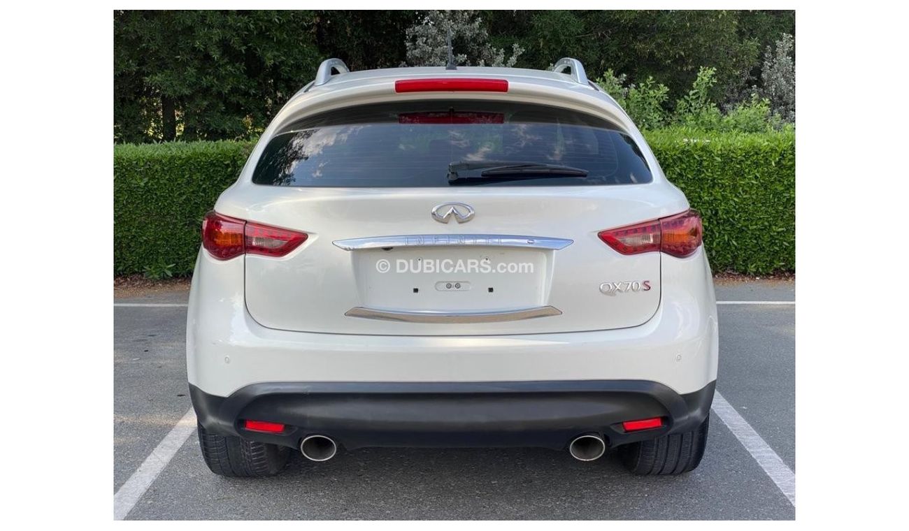 Infiniti QX70 Sport Luxury
