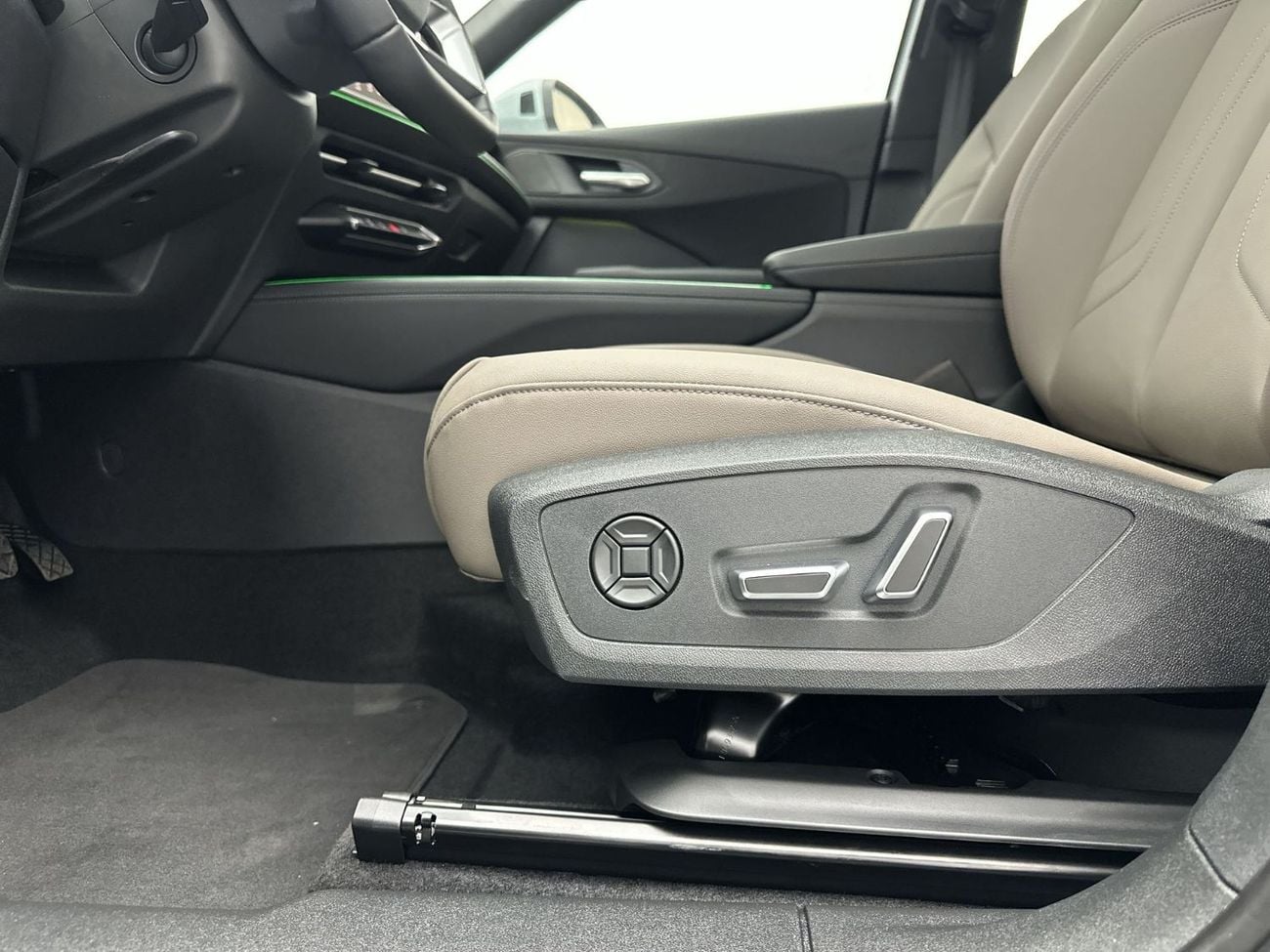 Audi Q3 Sportback TFSI quattro 204hp Premium Edition (Ref# 20639)