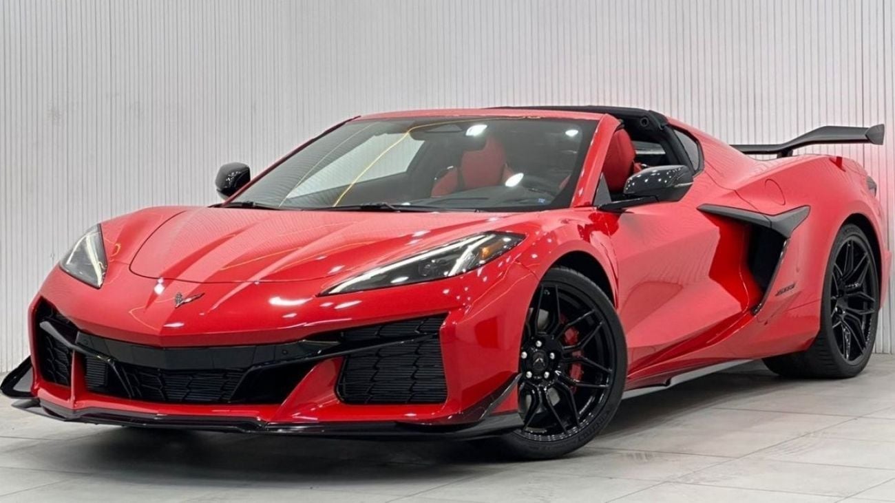 شيفروليه كورفت *Brand New* 2024 Chevrolet Corvette Track Pack Z06, Feb 2027 Chevrolet Warranty, Delivery Kms, GCC
