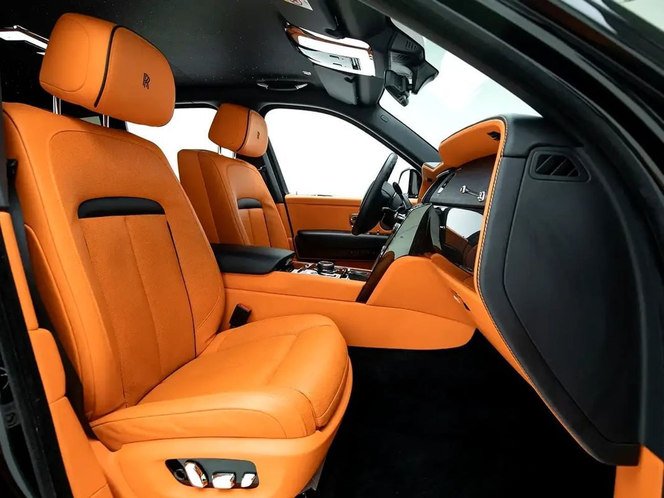 رولز رويس كولينان | Black Badge | GCC Spec | With Warranty and Service Contract