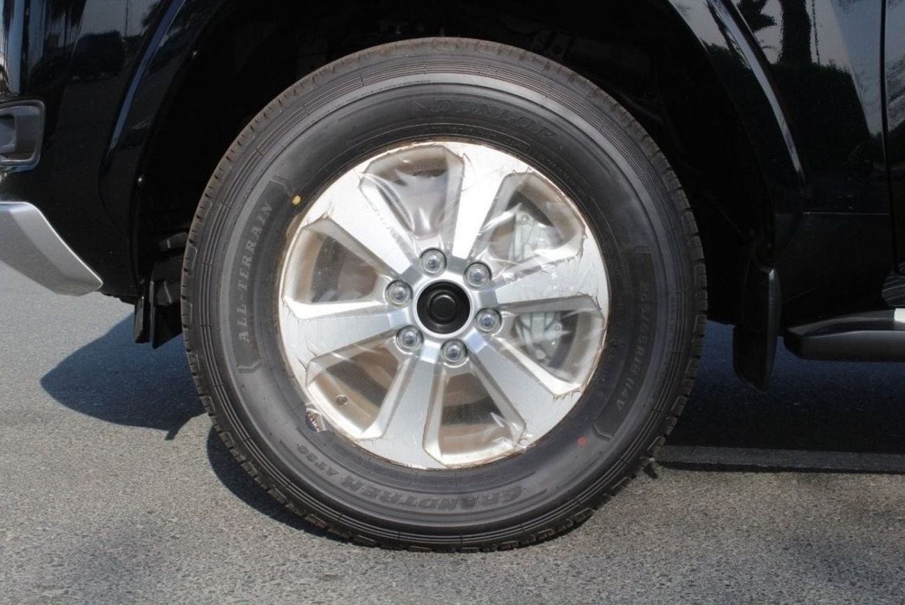 تويوتا لاند كروزر تويوتا باند كروزر GXR 4.0 بترول 2023