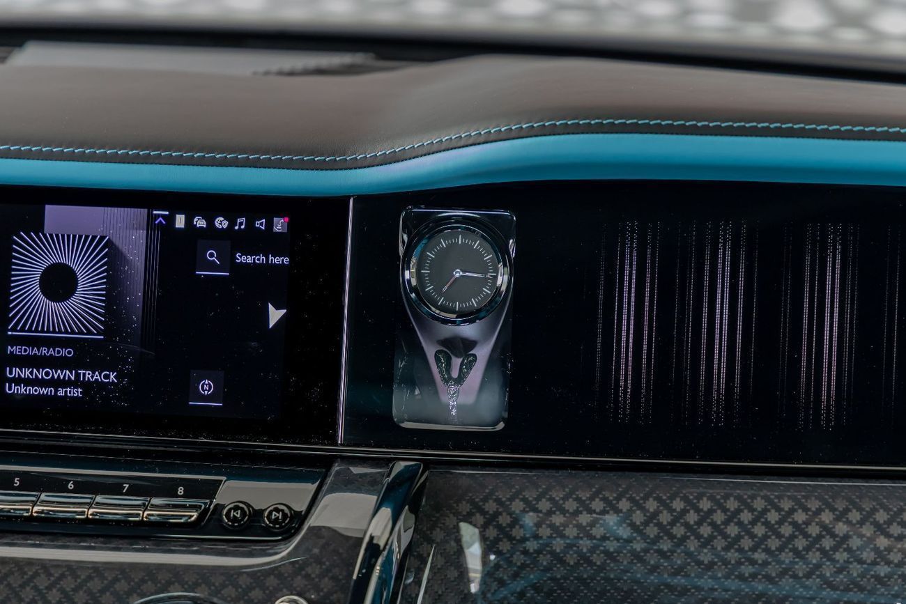 Rolls-Royce Cullinan ROLLS ROYCE CULLINAN | BLACK BADGE | BESPOKE PREMIUM AUDIO  | DUALITY SEATS | European Specs | 2026