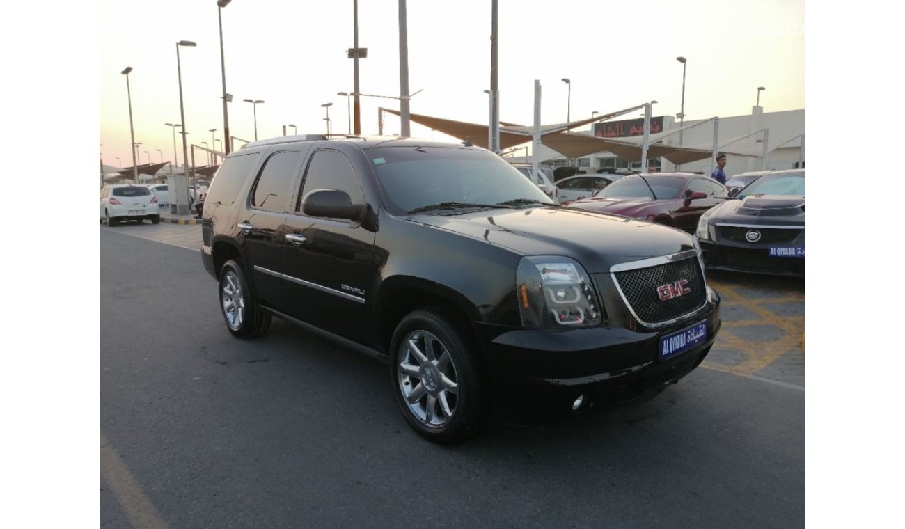 GMC Yukon GMC DENALI 2010 GOOD CONDITION