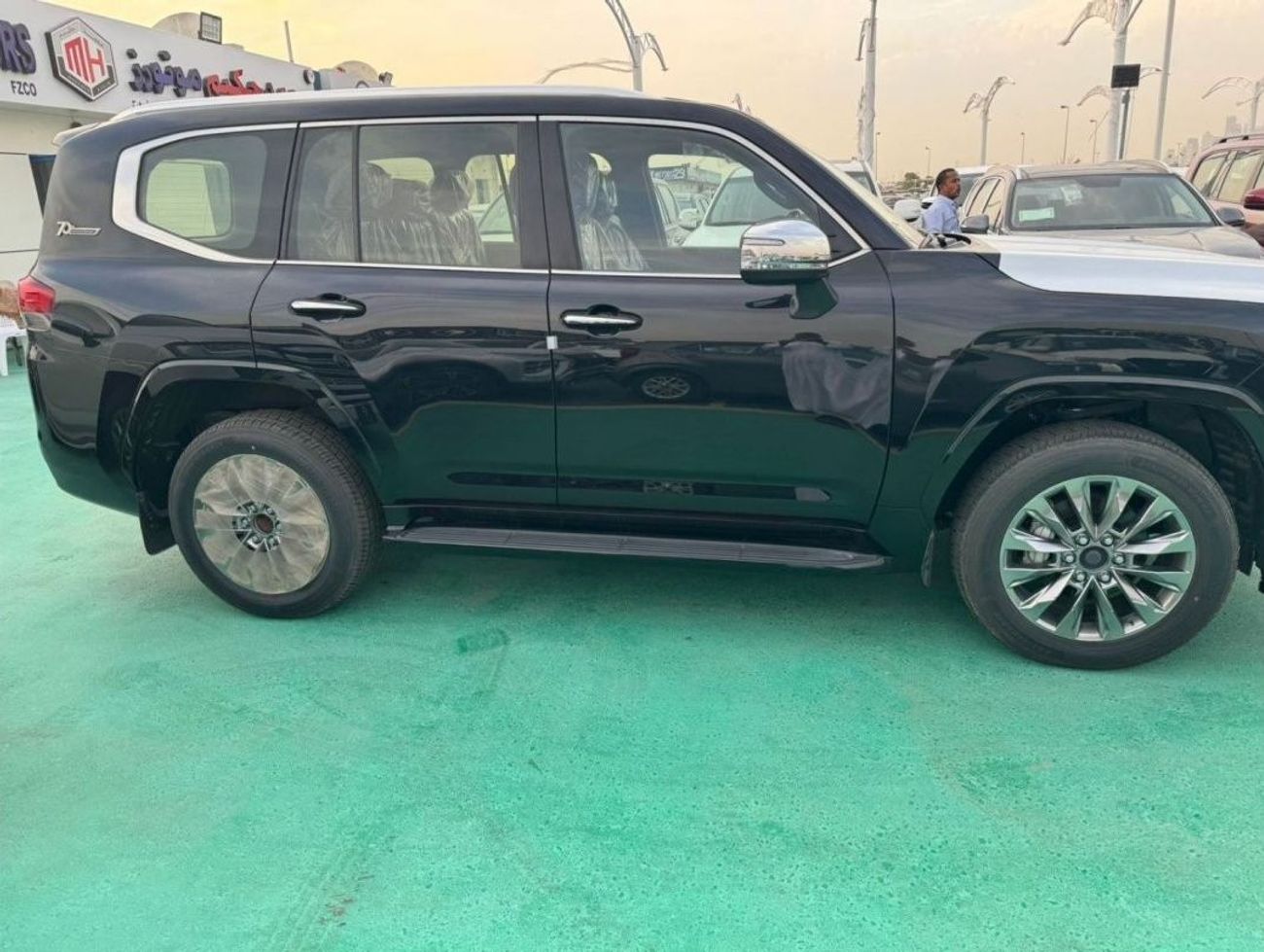 تويوتا لاند كروزر 2023 TOYOTA LAND CRUISER 3.3L DIESEL VXR FULL OPTION ZERO KM
