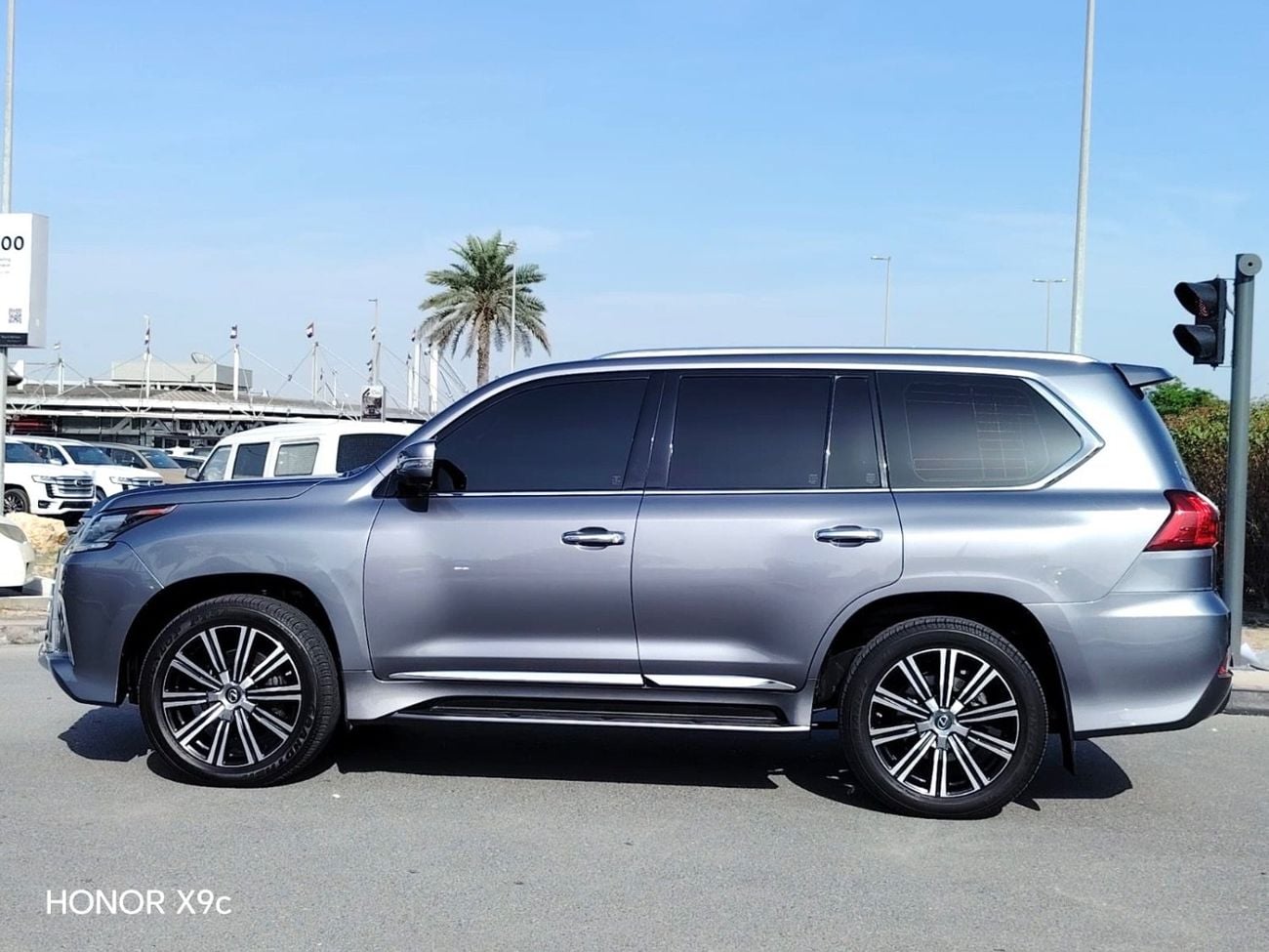 Lexus LX 570