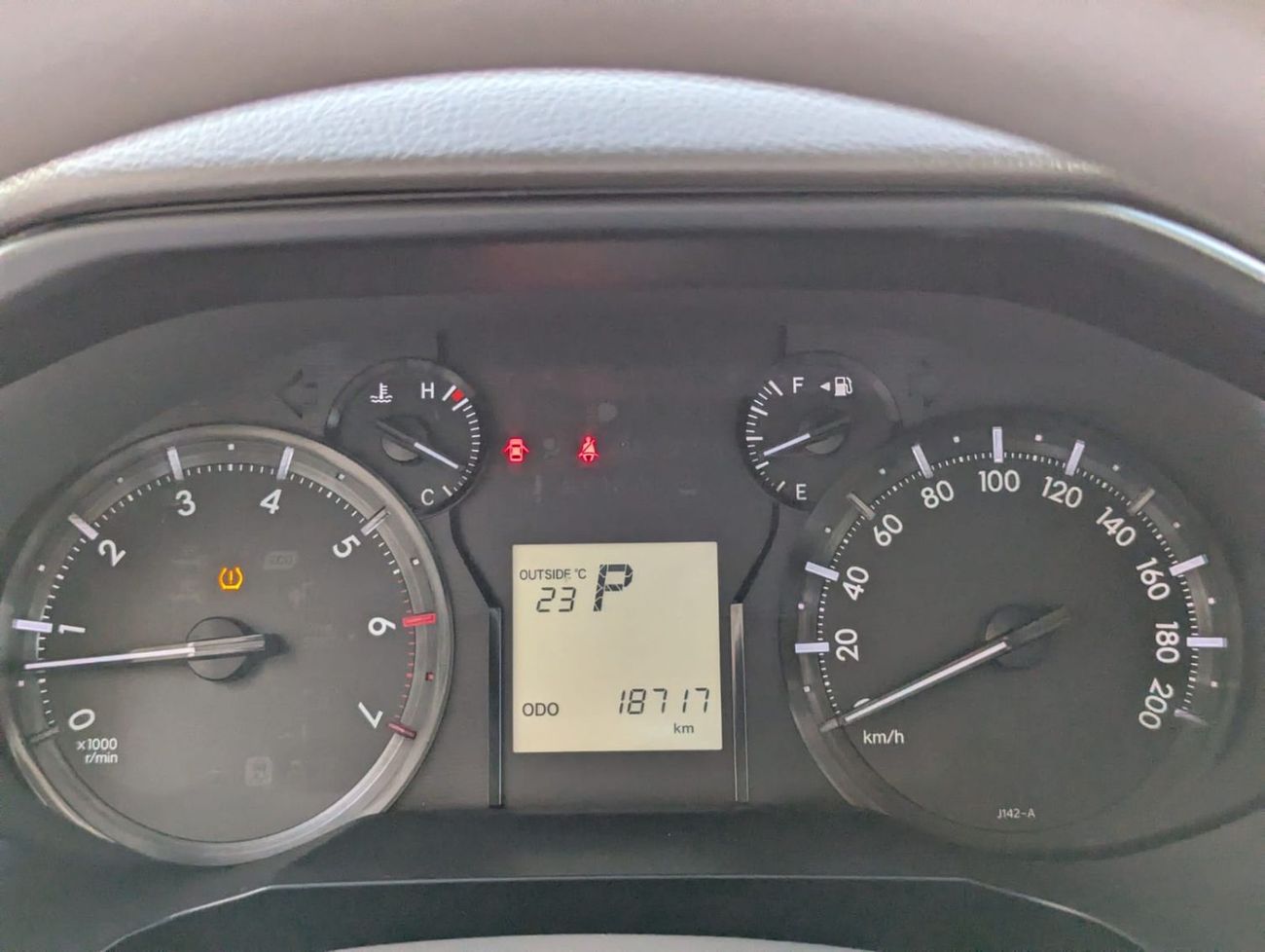 Toyota Prado Toyota Prado 2023 LHD white colour Gcc specs