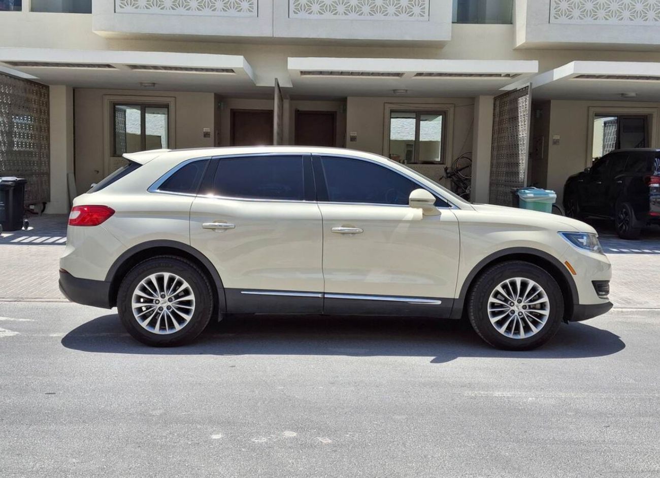 لينكولن ام كى اكس