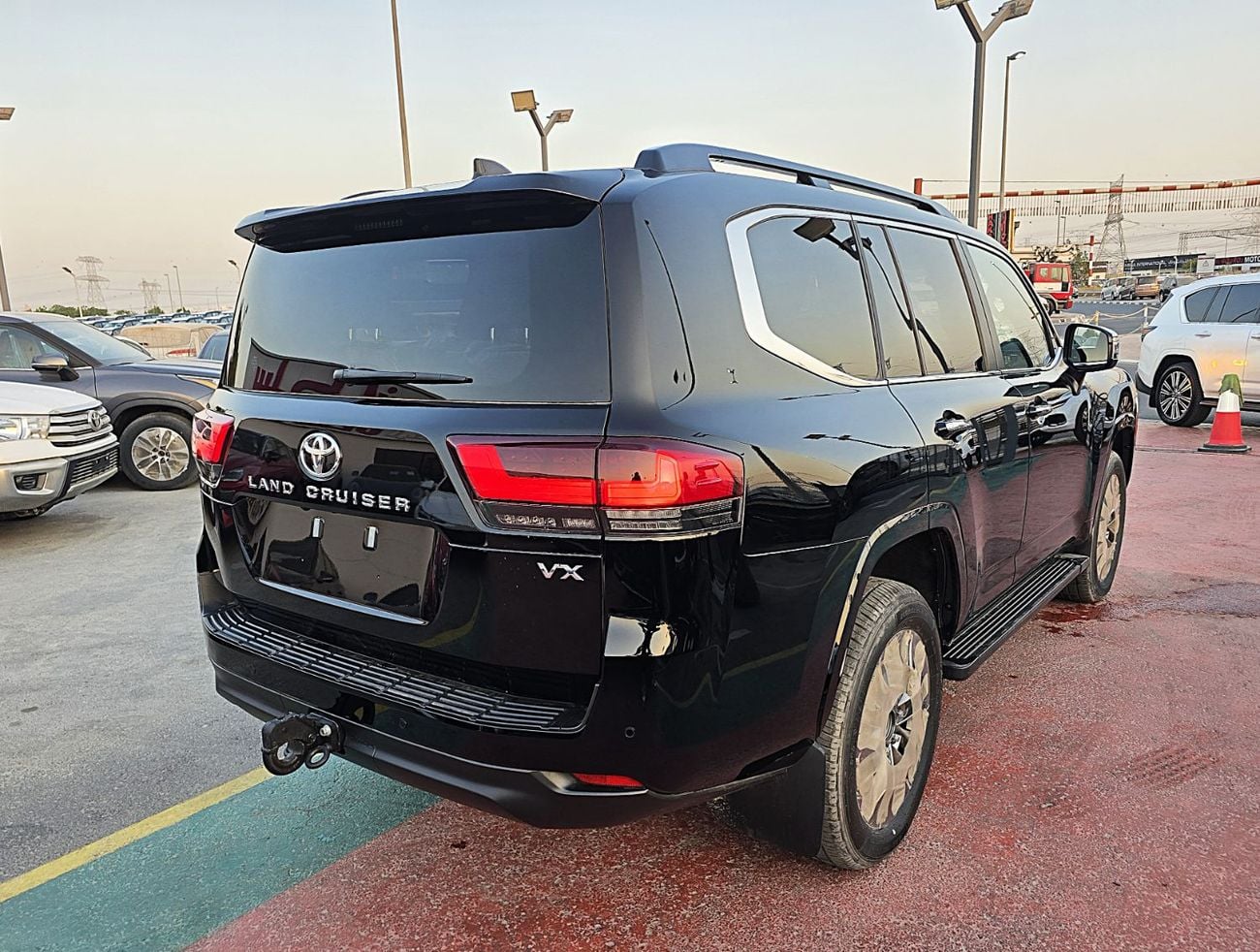 Toyota Land Cruiser VX Toyota land cruiser Vx 3.5l turbo 4*4 A/T  Black color inside black 2026