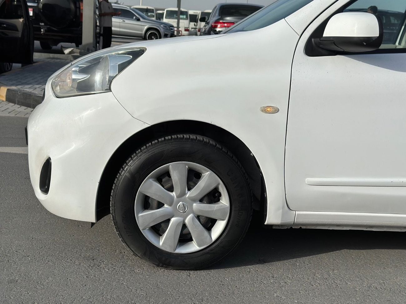 Nissan Micra SV 1.5L (100 HP)