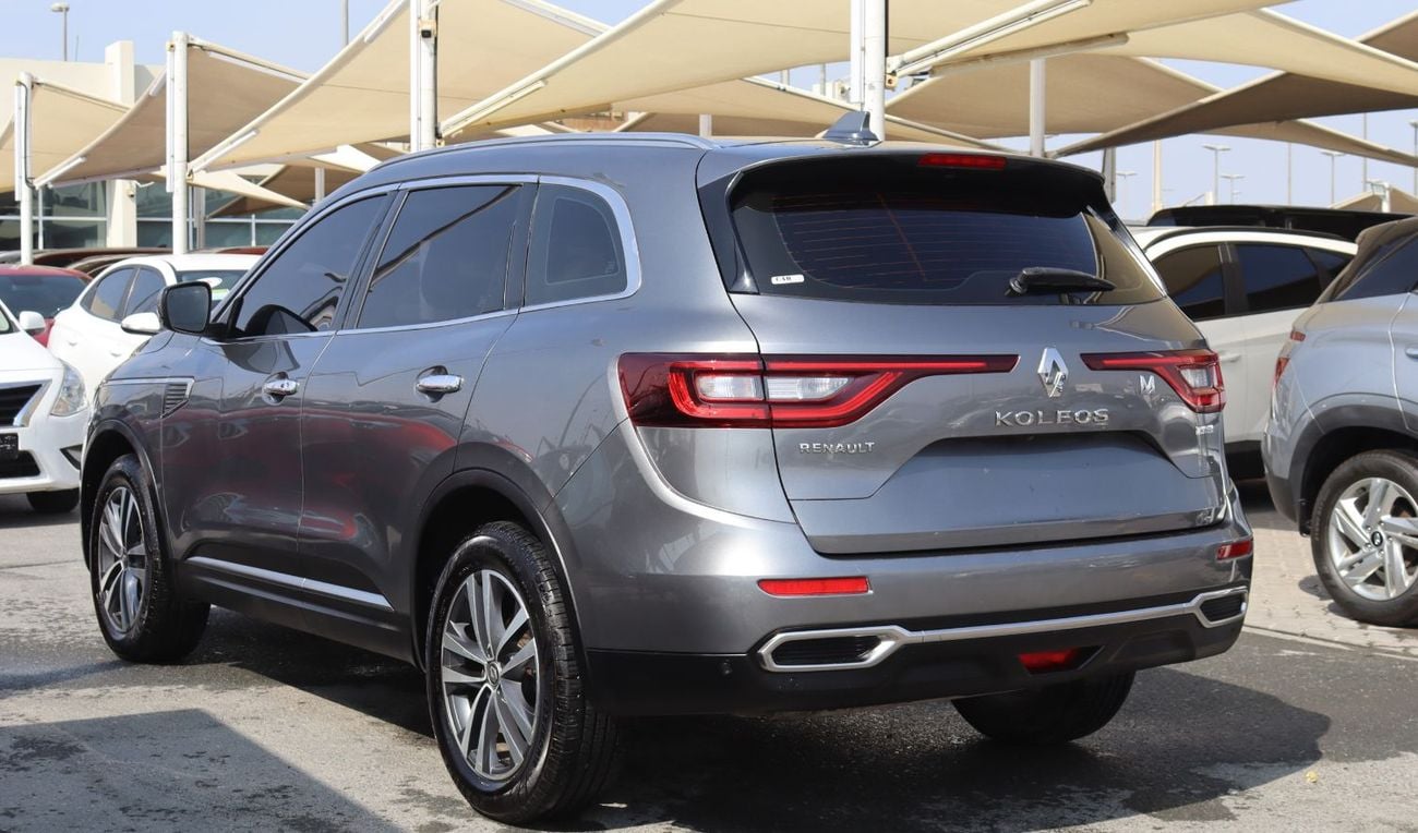 رينو كوليوس رينو كوليوس 4WD- 2019 -   خليجى بدون حوادث محرك 2.4L -  بحاله ممتازه