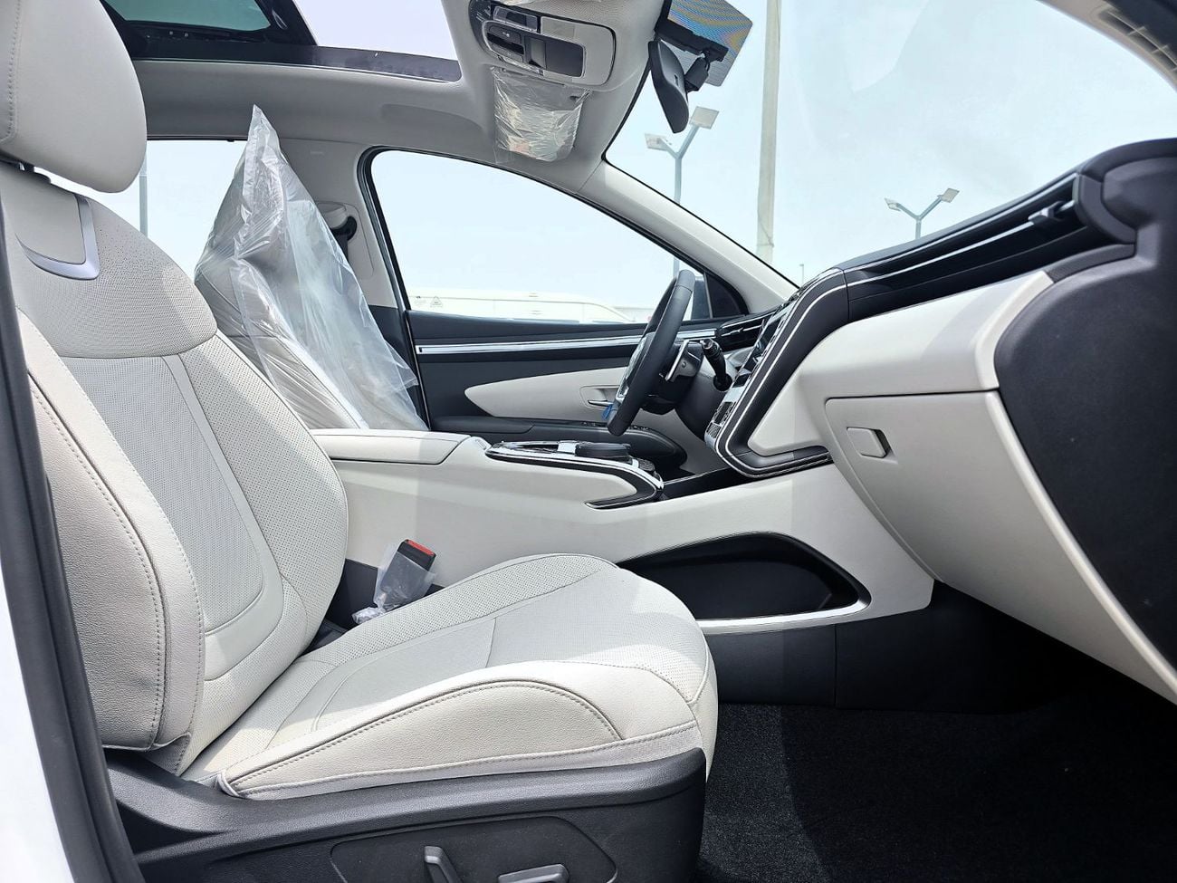 Hyundai Tucson COMFORT PLUS Hyundai Tucson  1.6T A/T FWD SUV White Color 2024 Model