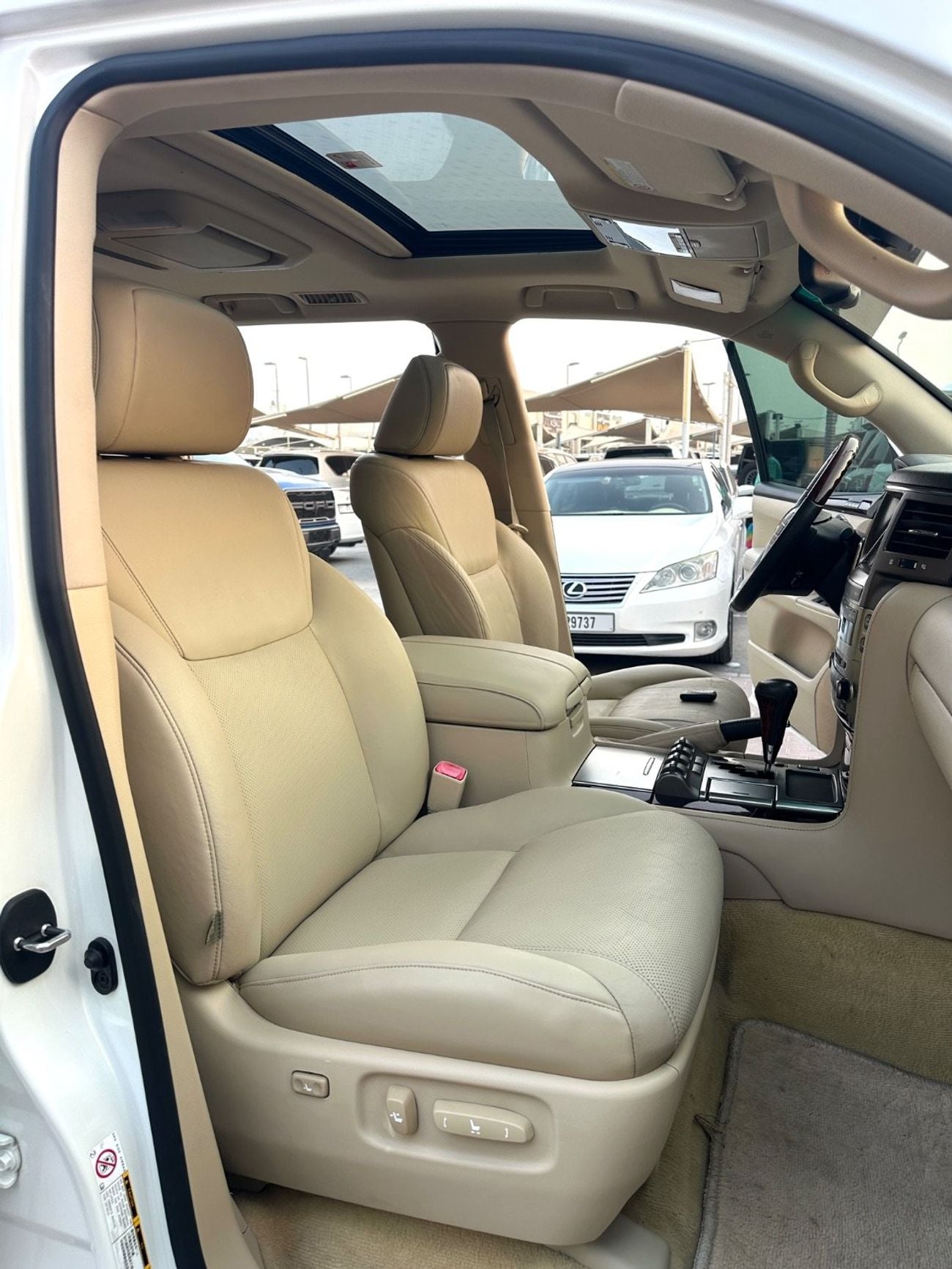 Lexus LX570 NAVIGATION SPORT