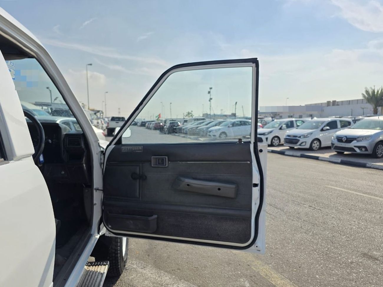 Toyota Hilux TOYOTA HILUX PICKUP RHD 1988 MODEL 2.4 L DIESEL MANUAL(PM76064)