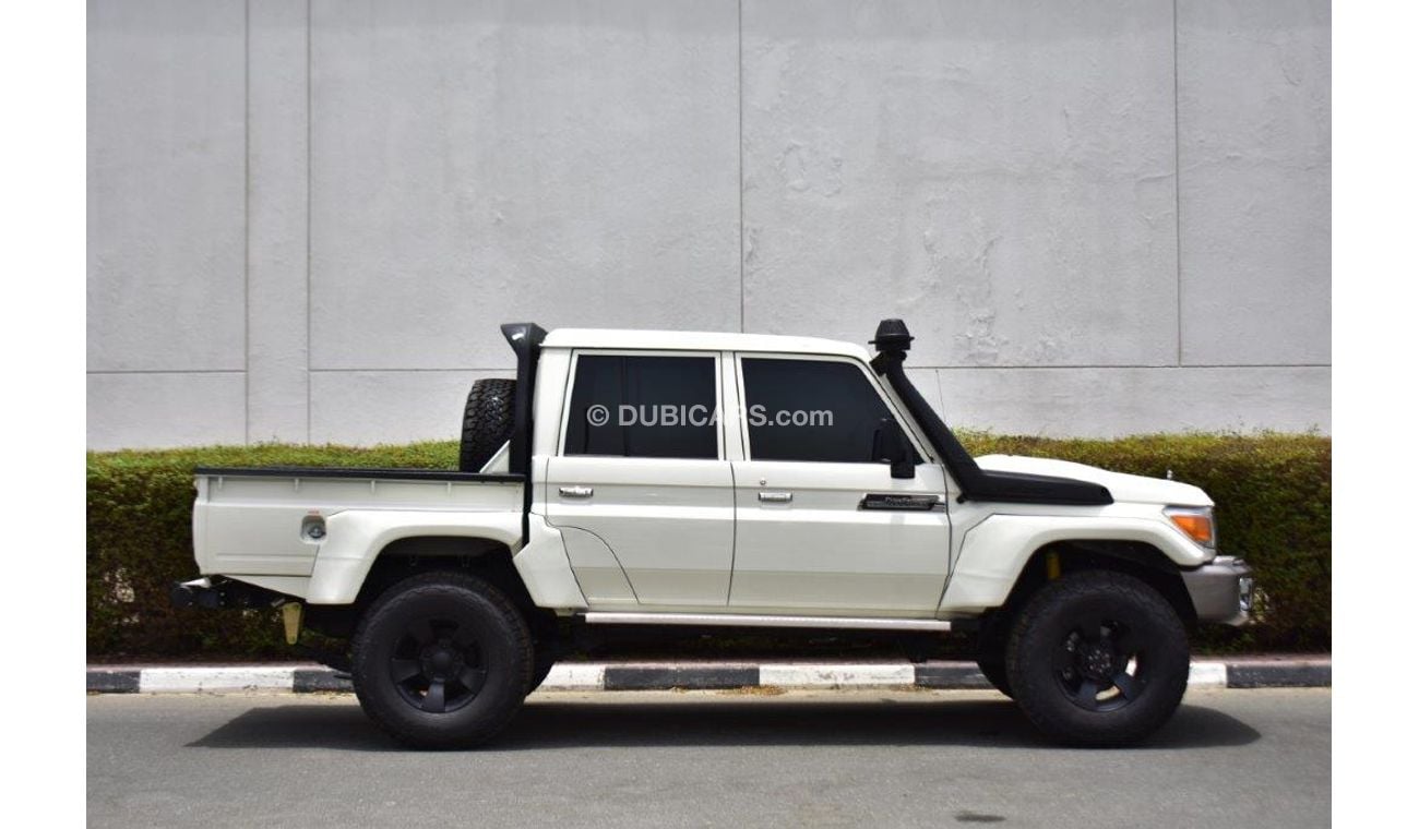 تويوتا لاند كروزر بيك آب 79 DOUBLE CAB PICKUP XTREME V8 4.5L TURBO DIESEL 4WD MT