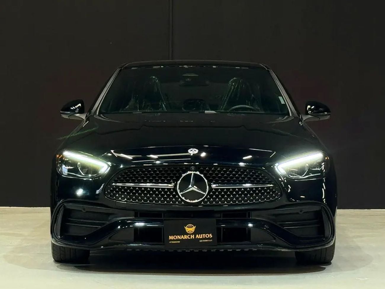 مرسيدس بنز C 300 STANDARD | American Specs | 21,344 KM | AED 138,000