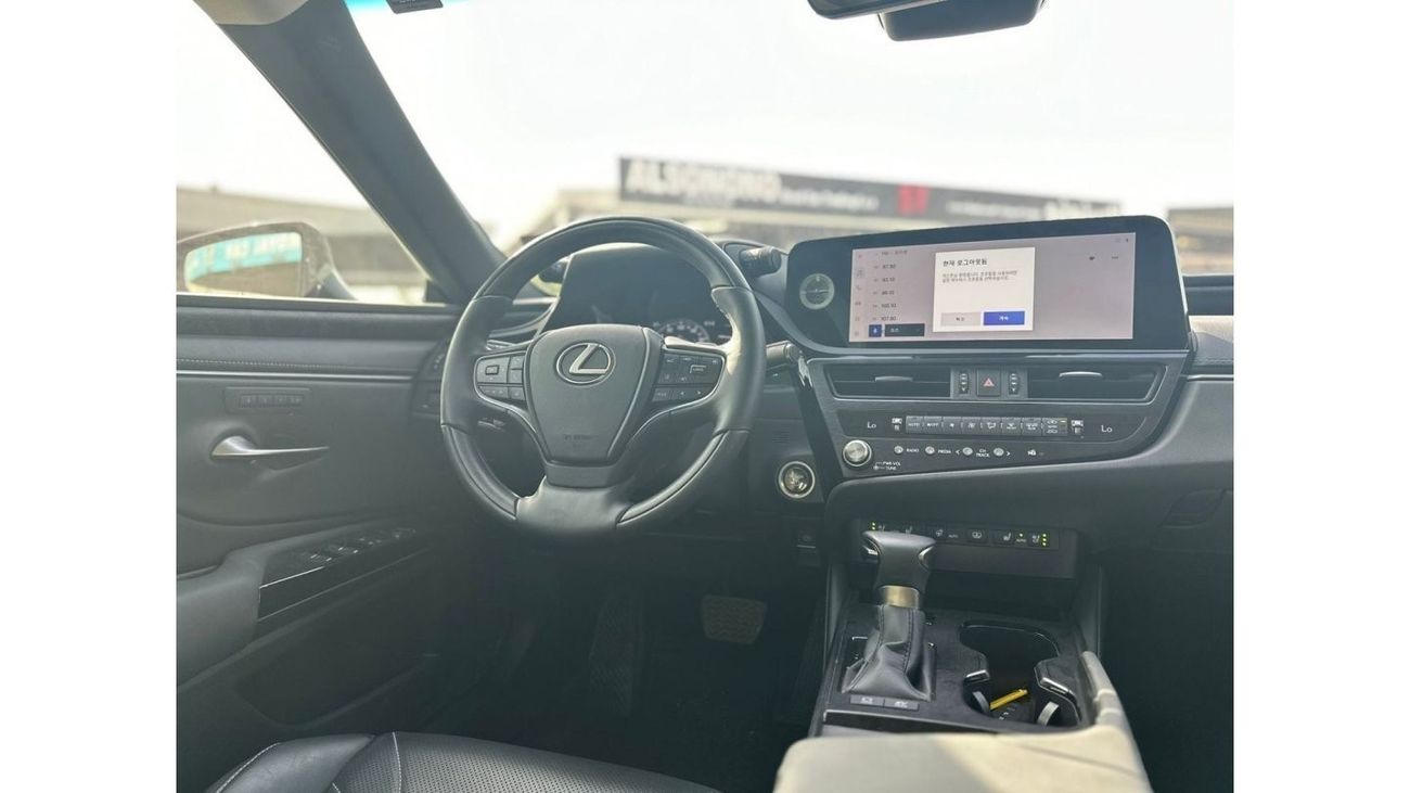 Lexus ES 300 LEXUS ES 300 HYBRID 2023 KOREA SPECS