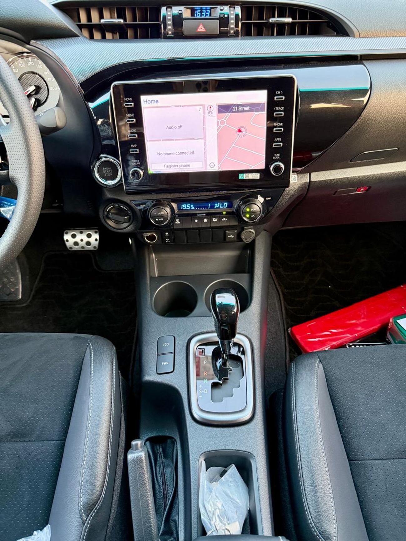 تويوتا هيلوكس Toyota Hilux GR Sport 4.0L