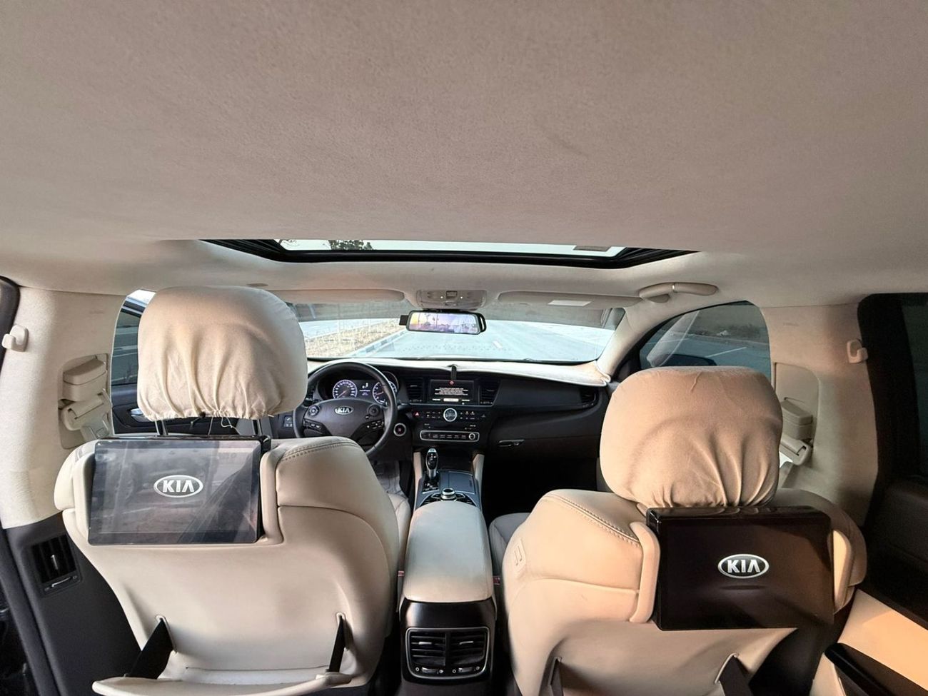 Kia Quoris TOP