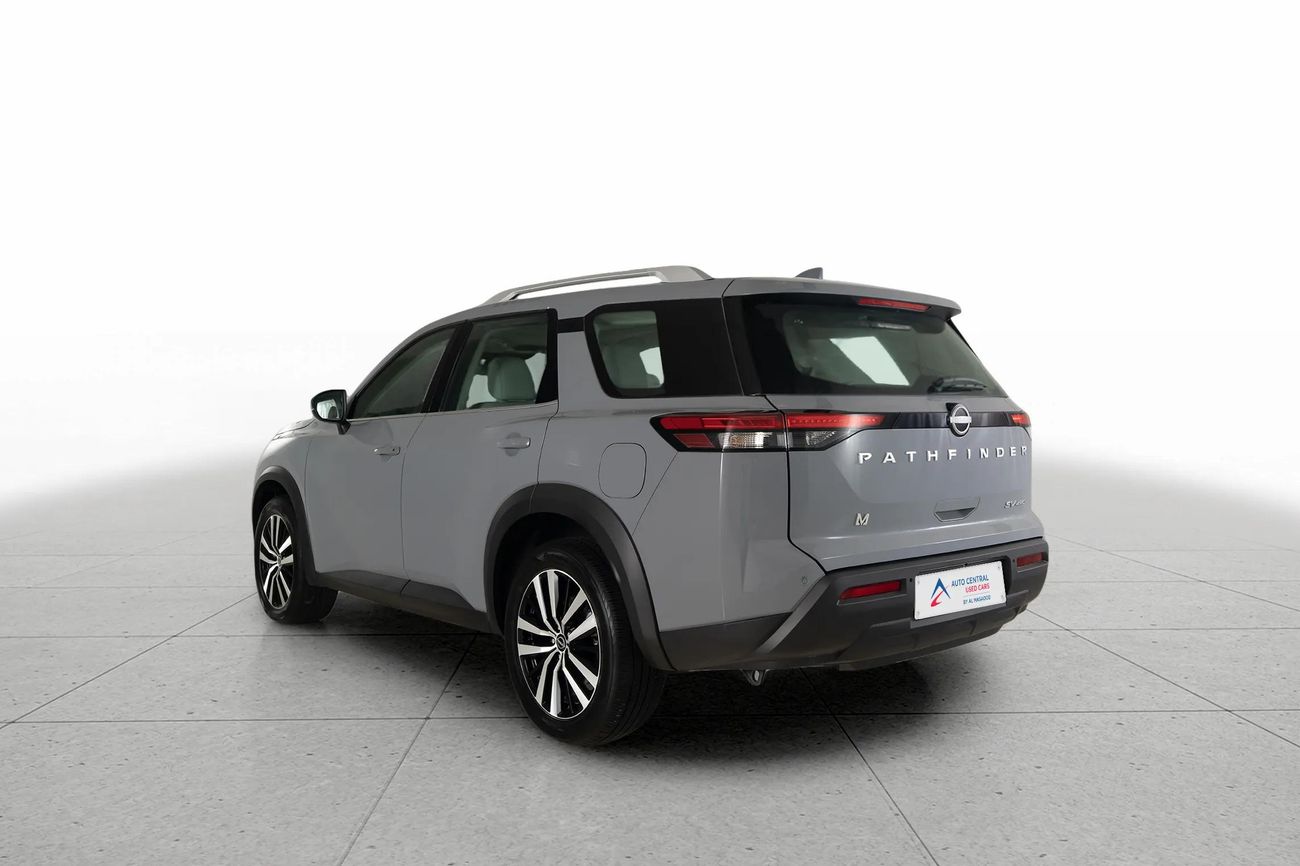 Nissan Pathfinder SV 3.5L (260 HP) 4WD SV 3.5