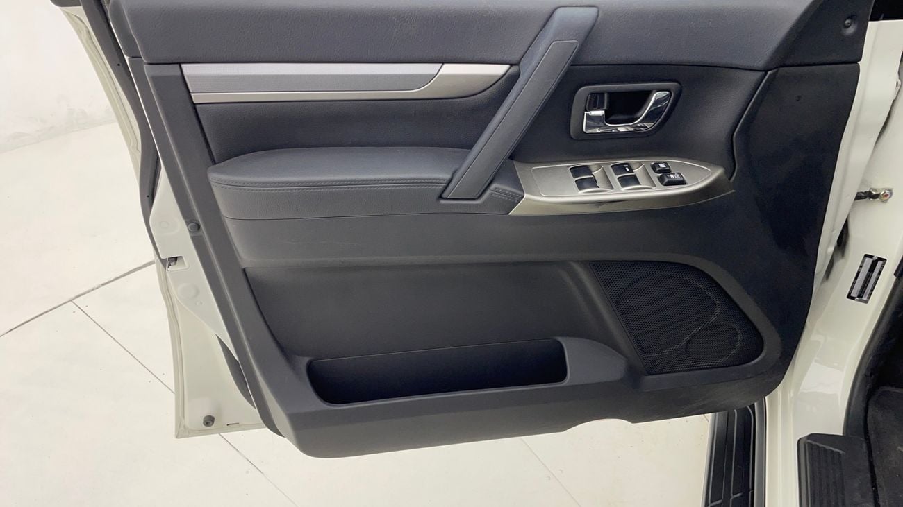 Mitsubishi Pajero GLS HIGHLINE 3 | Zero Down Payment | Home Test Drive