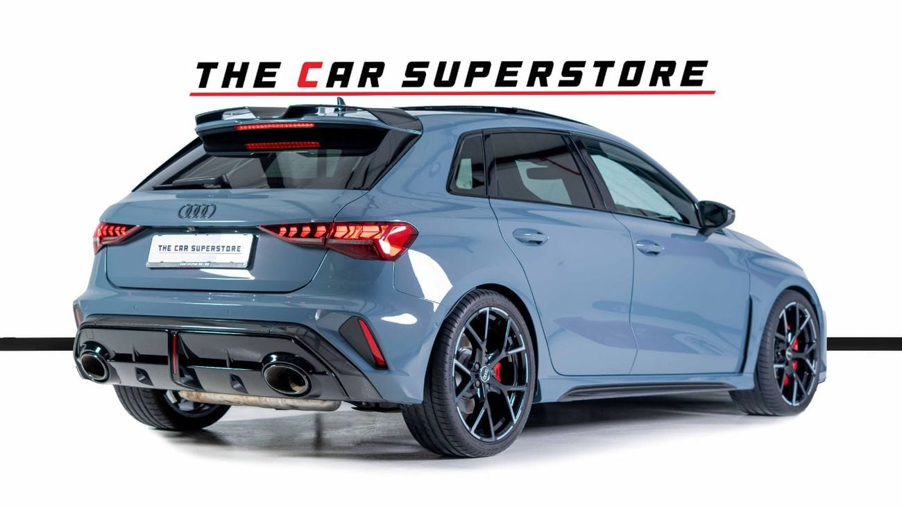 Audi RS3 TFSI quattro 2.5L Sportback Al Nabooda warranty Service Contract-Carbon RS Bucket Seats-Special Colo
