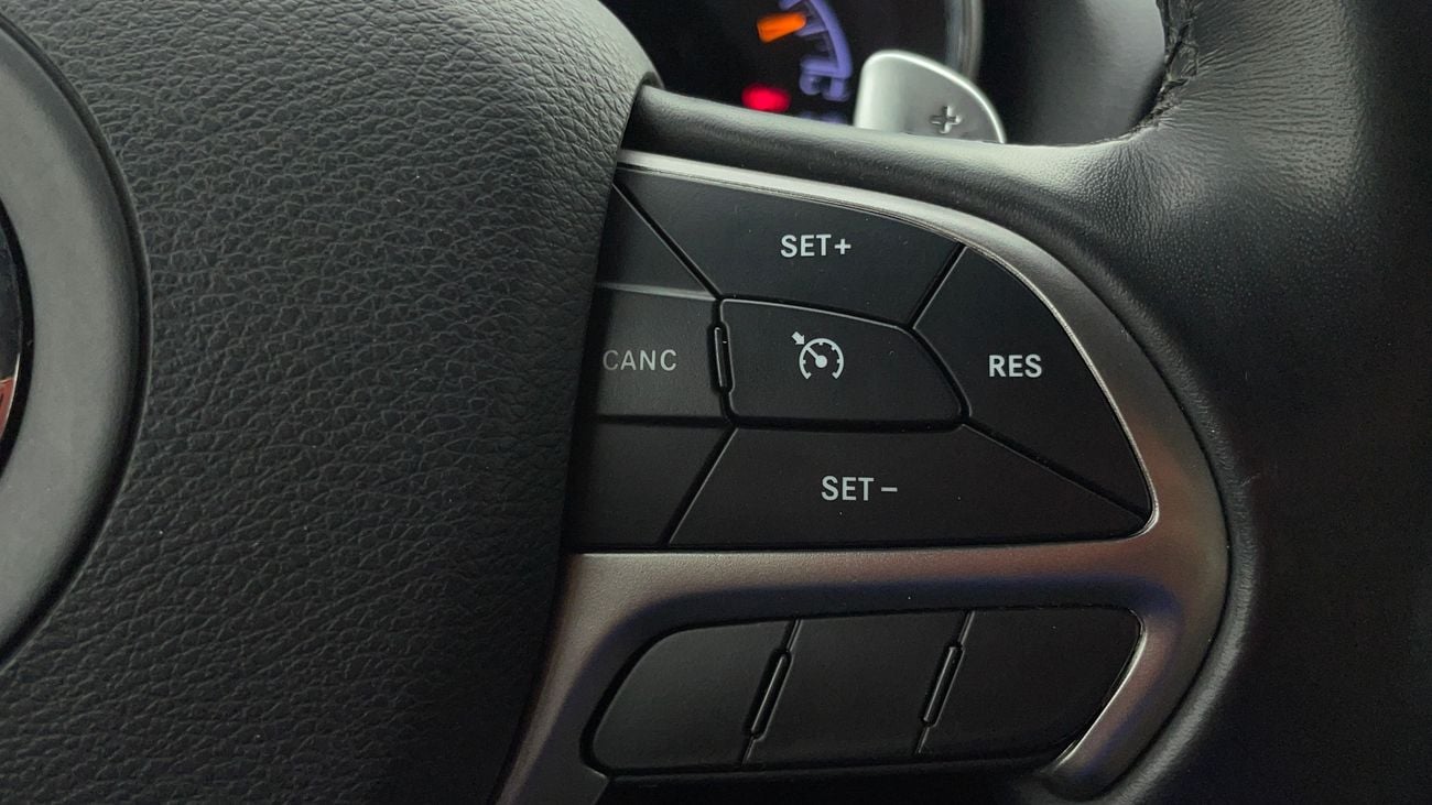 جيب جراند شيروكي LIMITED 3.6 | بدون دفعة مقدمة | اختبار القيادة في المنزل