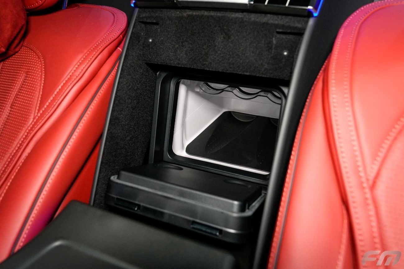 مرسيدس بنز S 63 AMG E PERFORMANCE EDITION 1