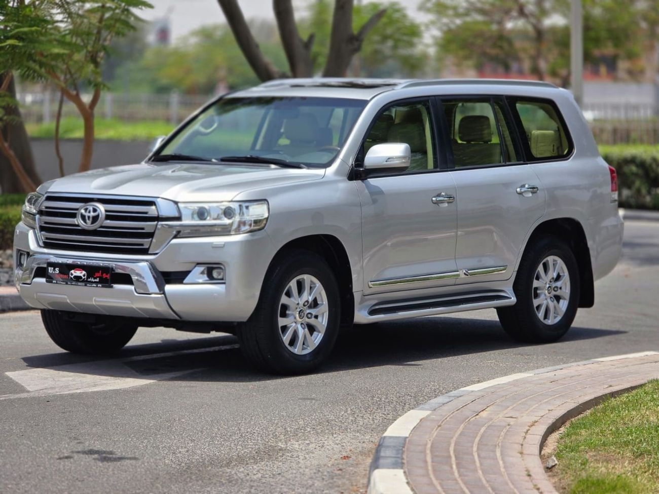 تويوتا لاند كروزر GXR 4.6L